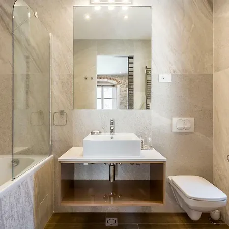 Bygrace アパート *