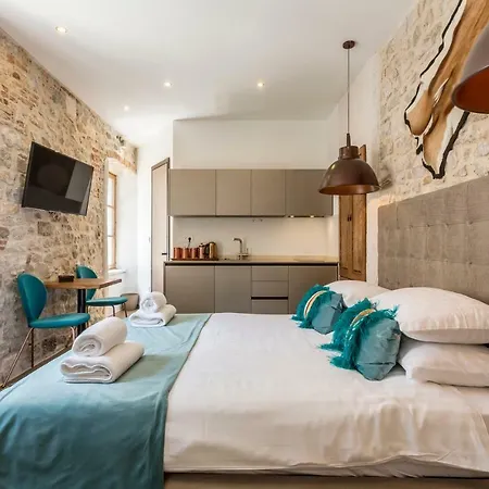 Apartament Bygrace *